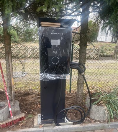 40_ kW_ DC_Schnell_Ladestation