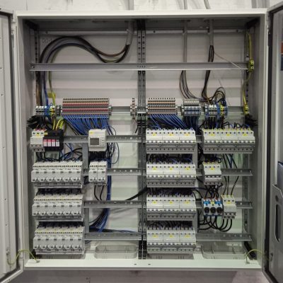 alpay_solar_projekt_Elektroinstallationen_sicherungs_kasten3