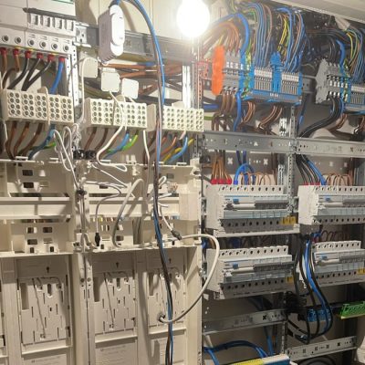 alpay_solar_projekt_Elektroinstallationen_sicherungs_kasten5